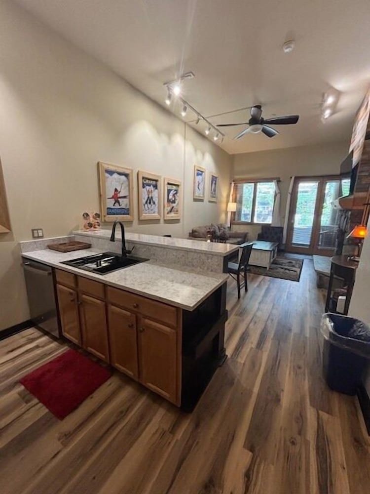 Arapahoe Lodge-1br And Murphy Condo -kids Ski Free 1 Bedroom Condo