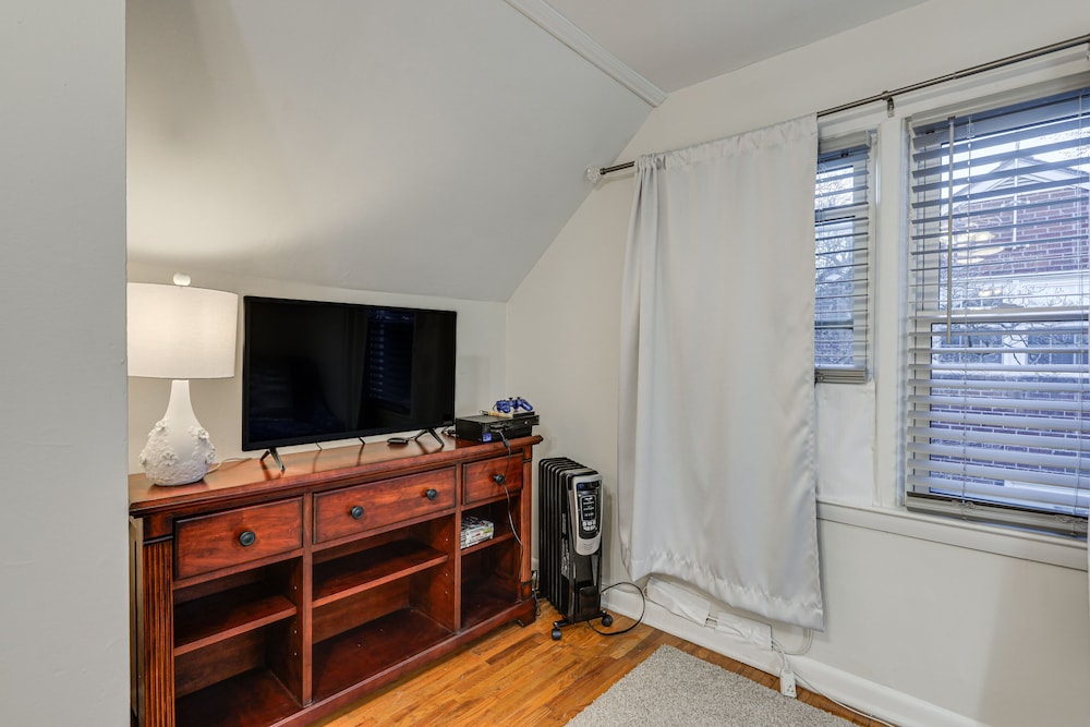 Lexington Vacations - Lovely Lexington Home: 4 Mi to Downtown! - Property Image 11