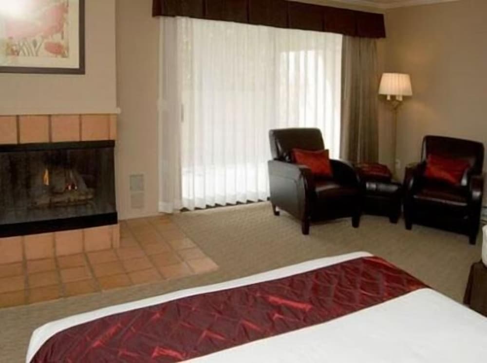 Adobe Inn - Property Image 32
