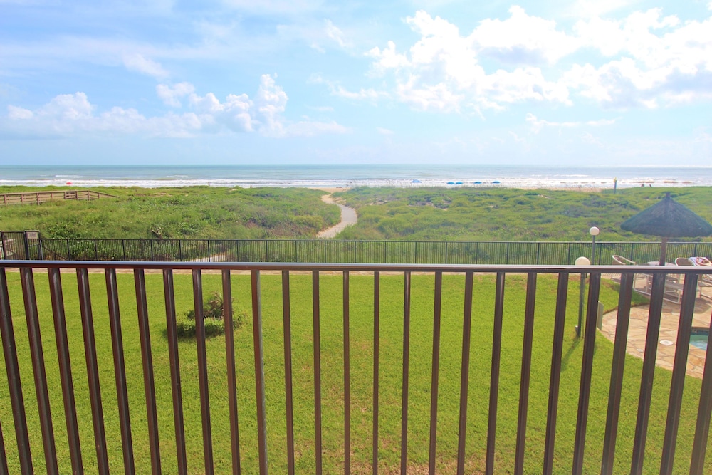 Seabreeze 1 Condominiums