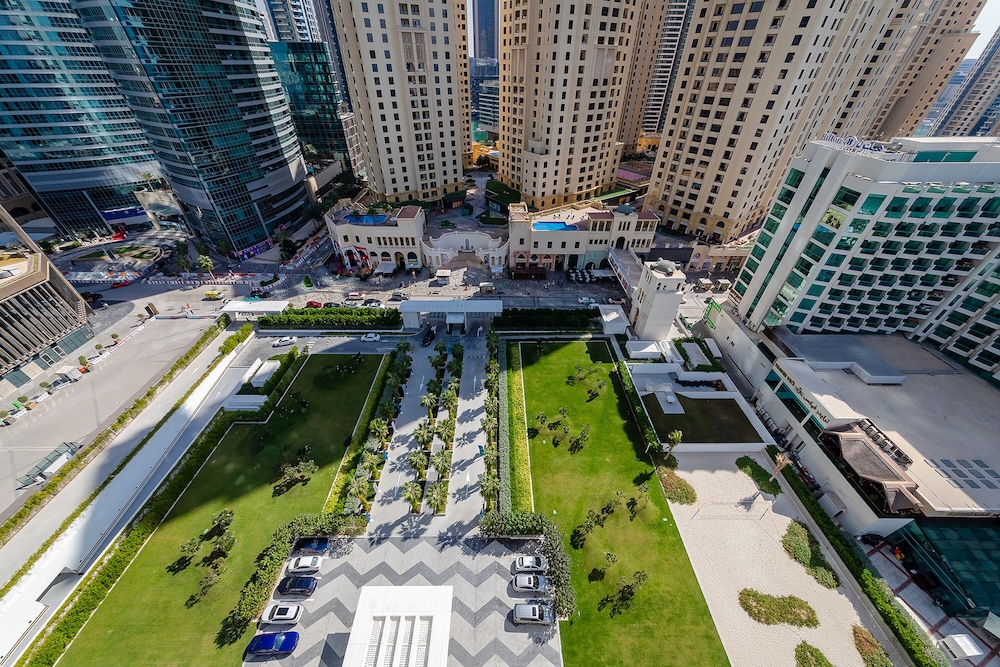Luxury 1BR at La Vie with beautiful view