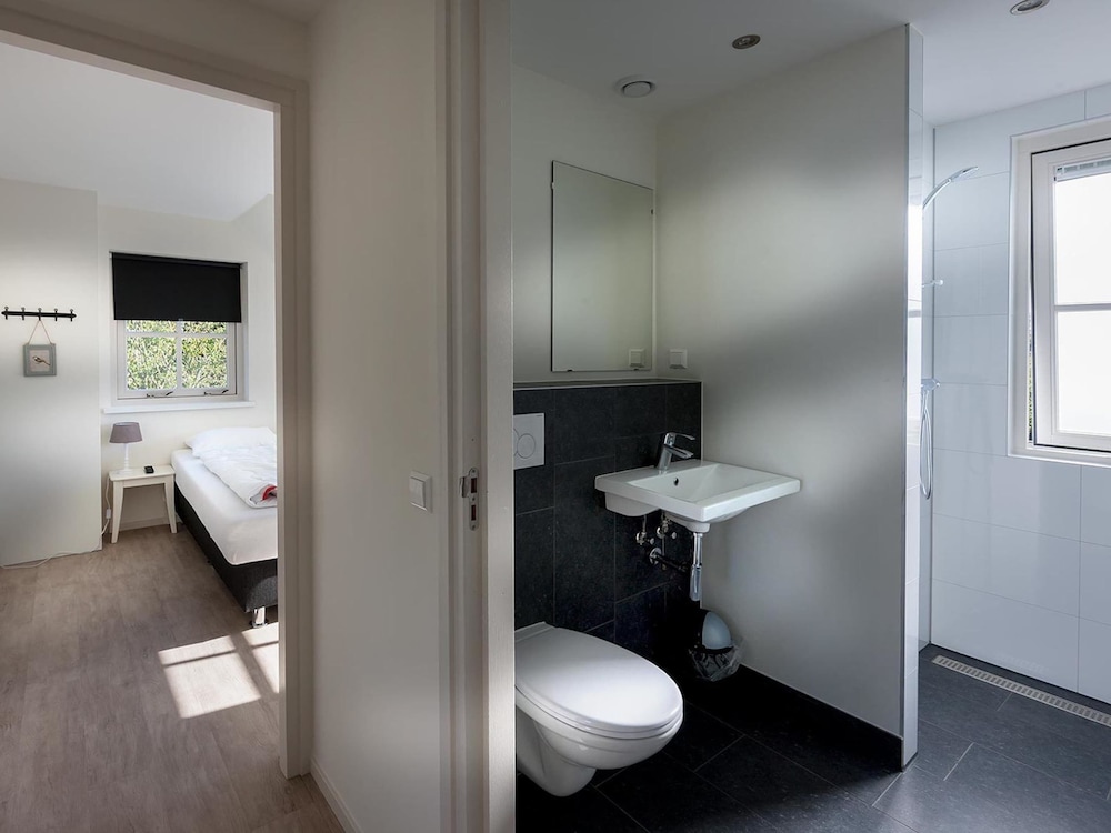 Holiday Home Near Dutch Coast & Green Park view 4