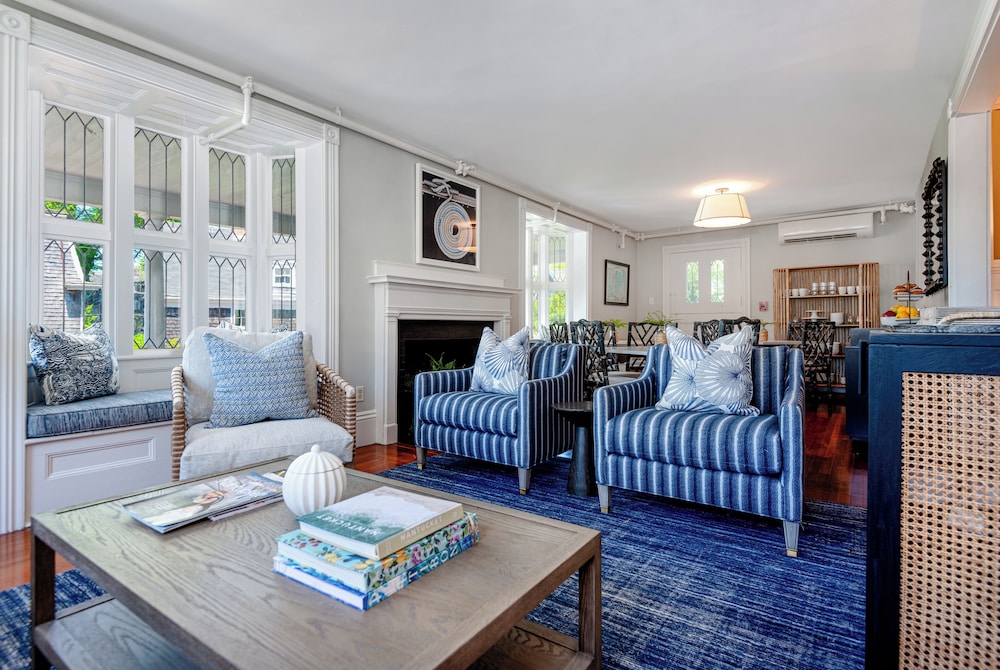 Martin House Inn