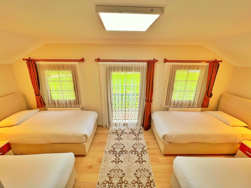 Raha Villa Bungalow view 5