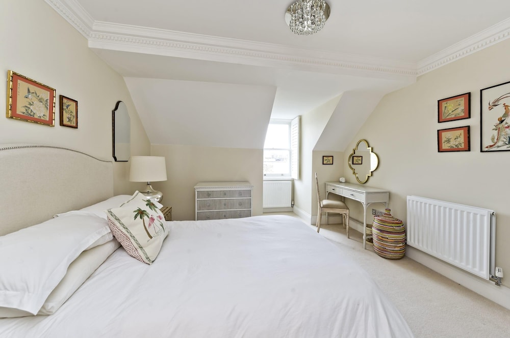Long Stay Discounts - 2 Bed Earl s Court Apartment