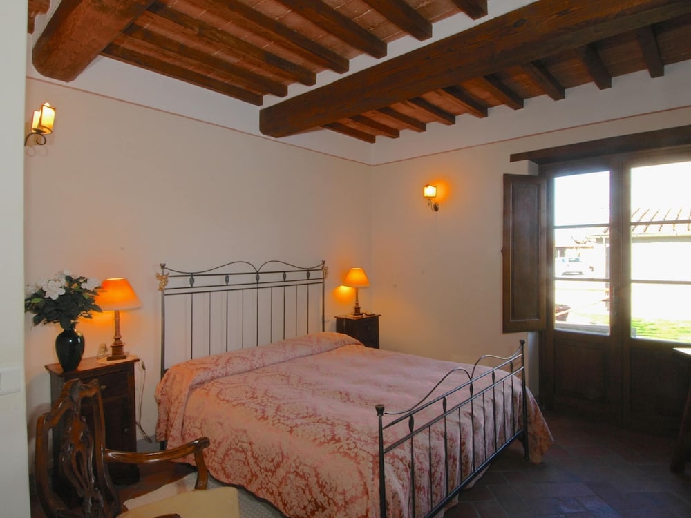 Cortona Vacations - Agriturismo Near Cortona With Swimming Pool - Property Image 42