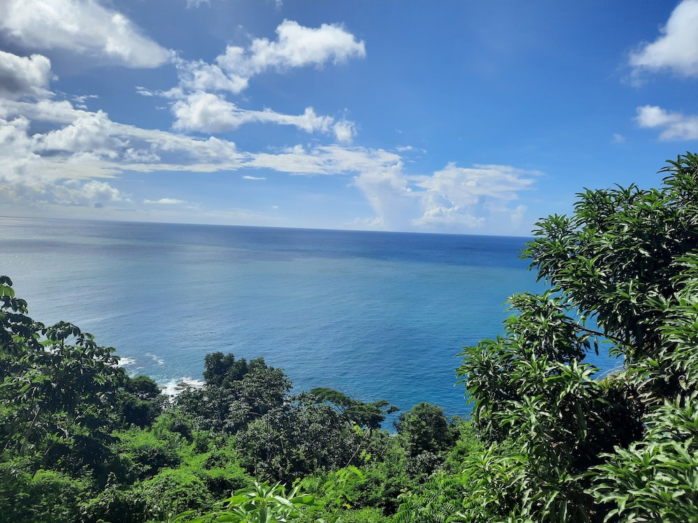 Villa Being - Tobago Luxury B&B