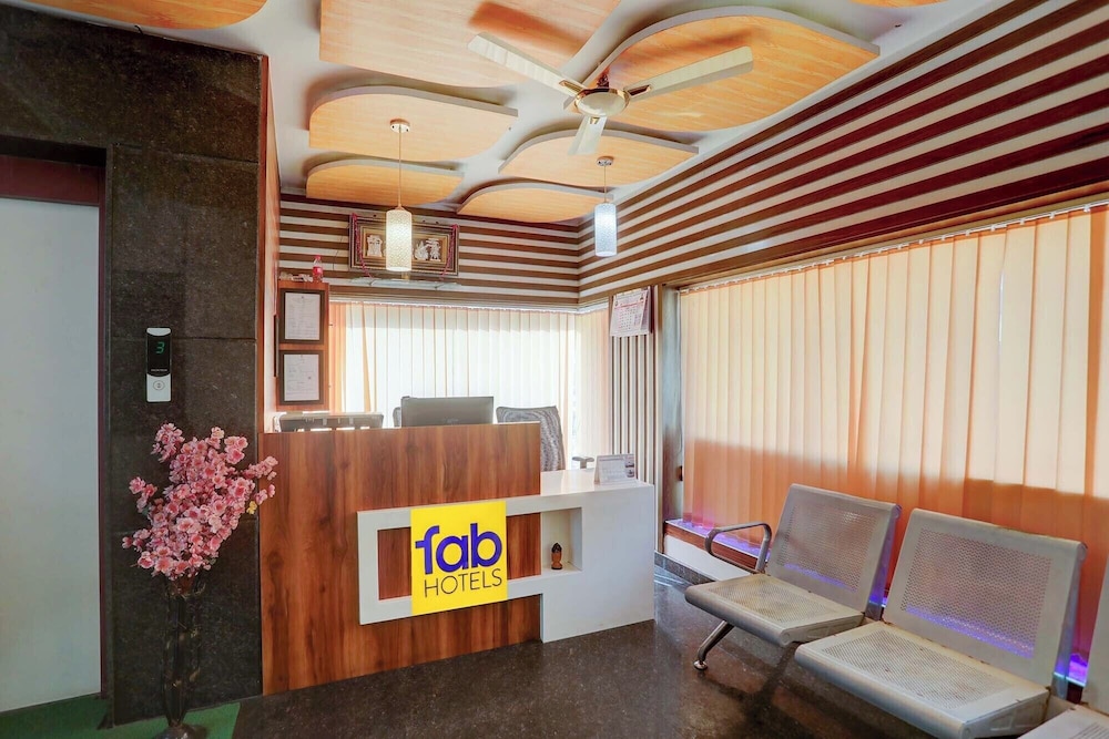 FabHotel Royal Suites - Yeshwanthpur