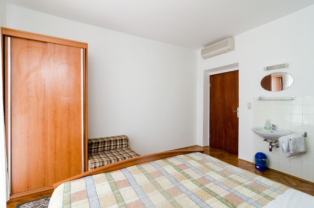 Guesthouse Moretić