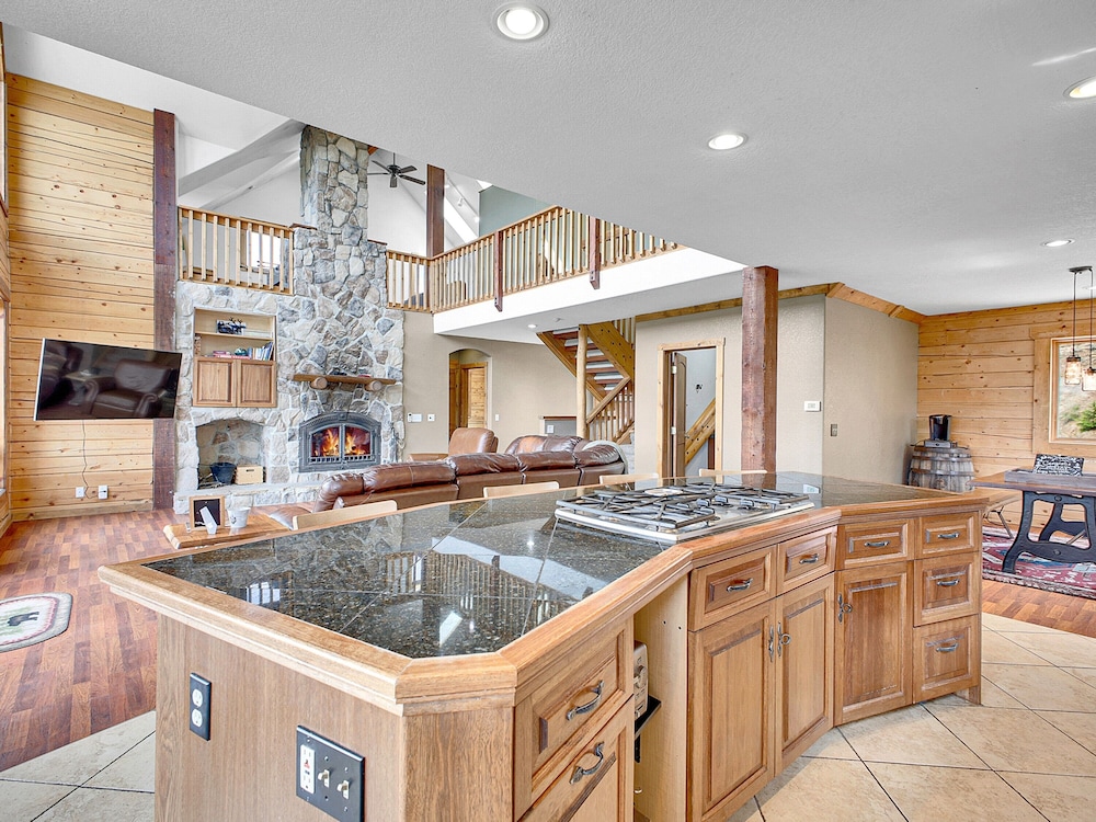 Switchback_big Divide 3 Bedroom Home