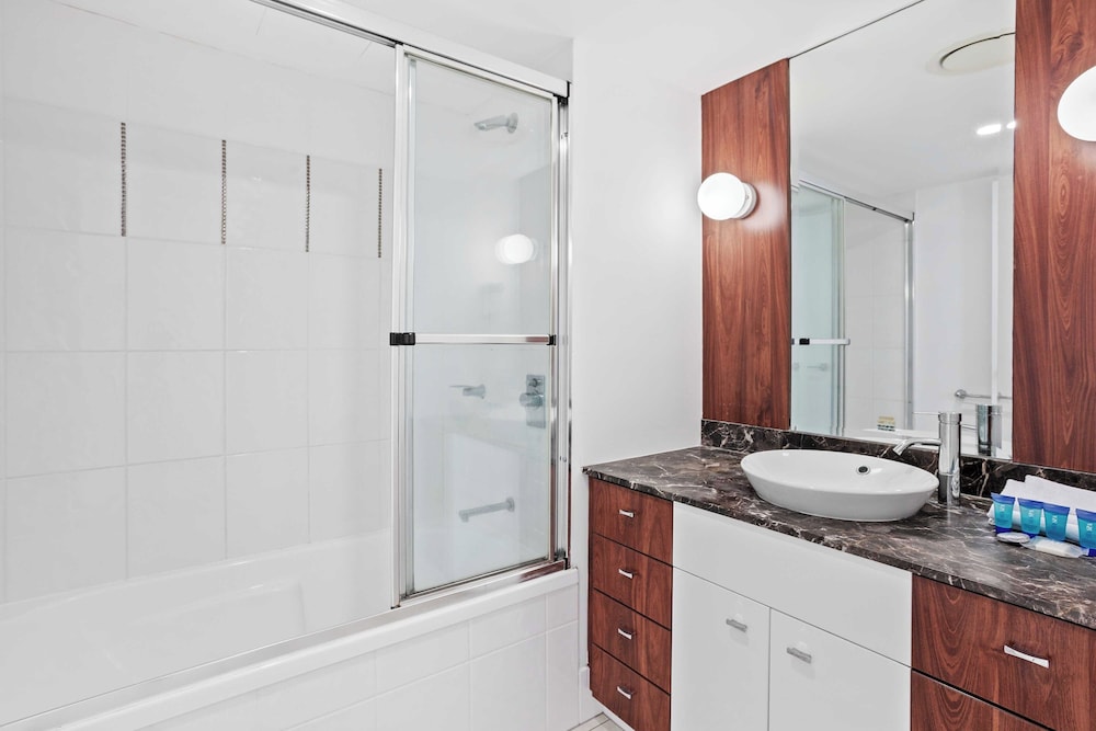 12th Floor Ocean Views in Chevron Towers
