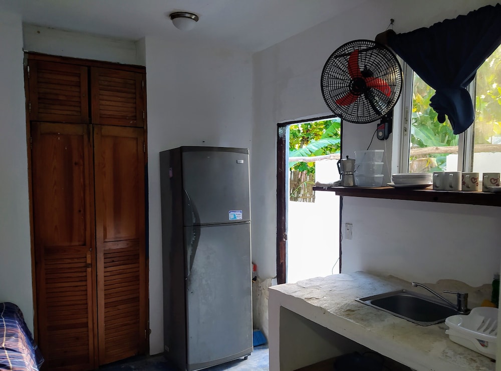 Room in Lodge - Method Living Tropical Edition view 5