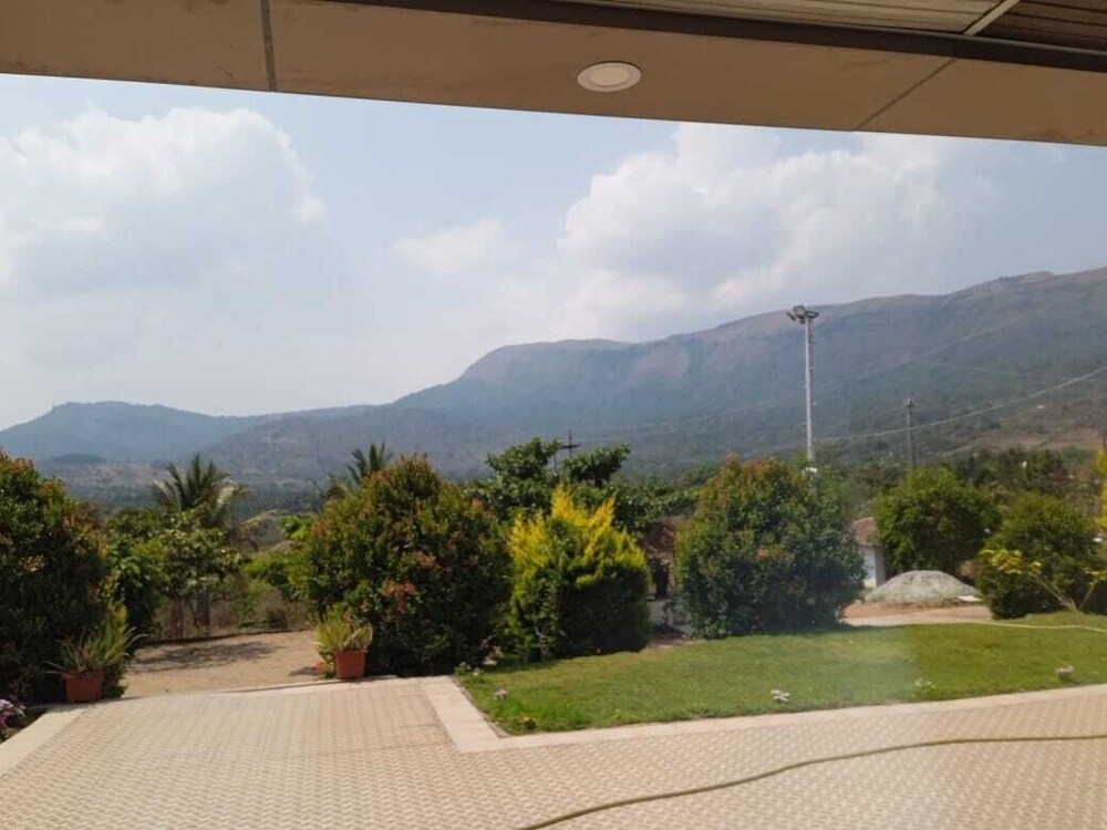 Golden Hill Resort