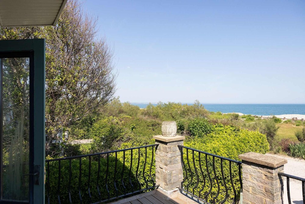 Historic Railway Home - Selsey Seafront