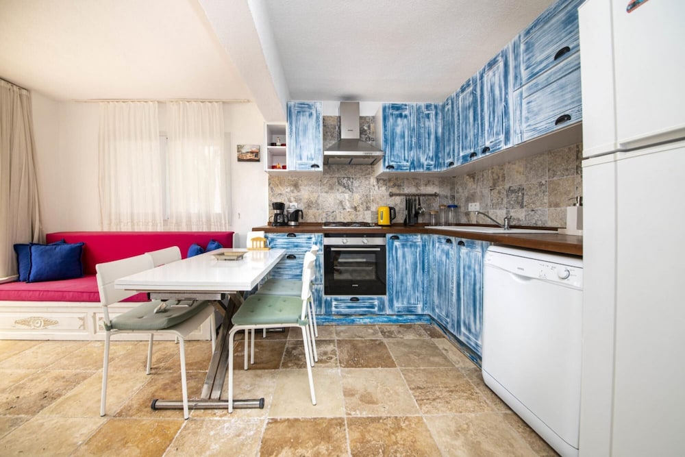 Lovely Flat With Pool and Nature View in Bodrum view 2