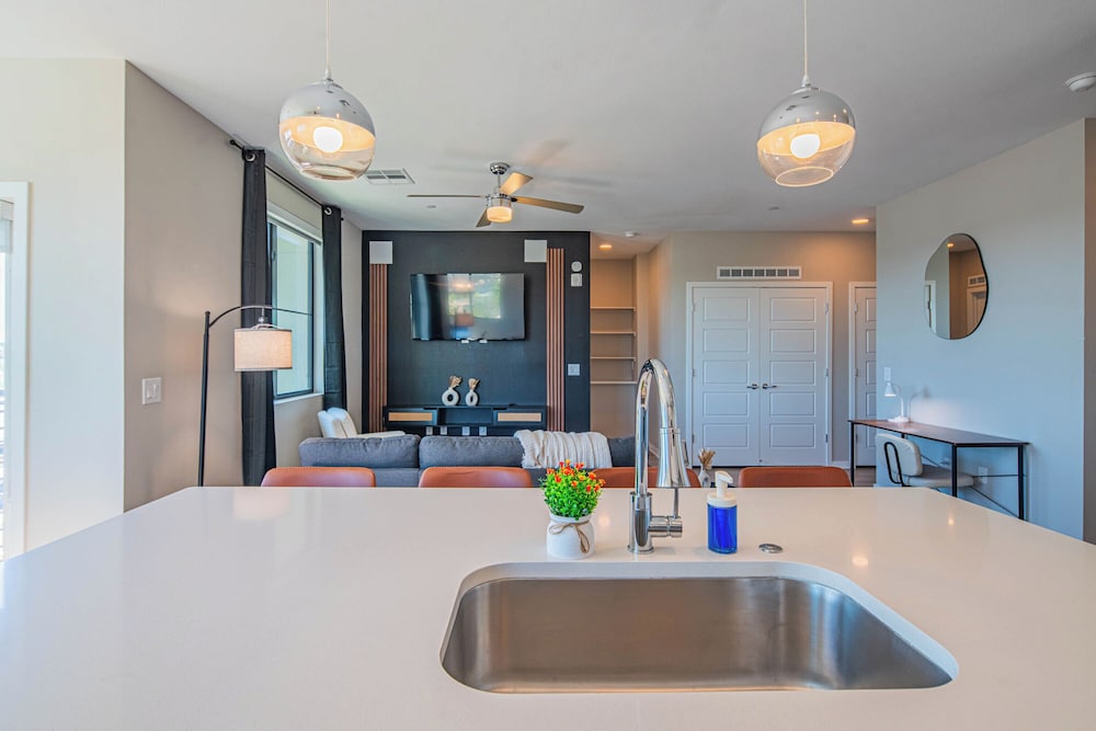 ROVE LIVING/KL - Alta North Central