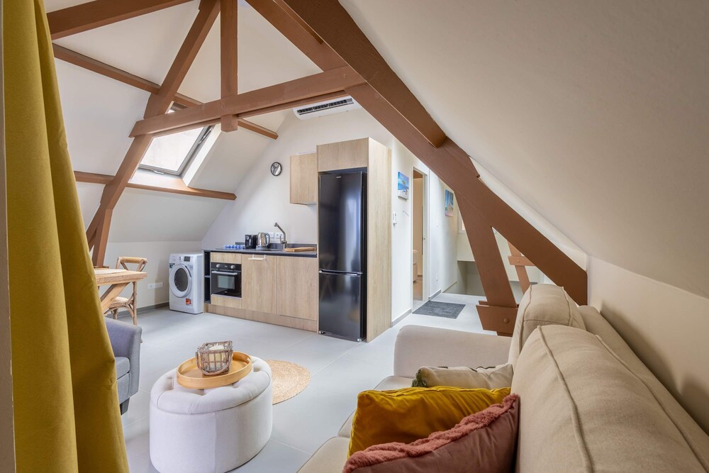 Bright Historic Loft in the Heart of Willemstad