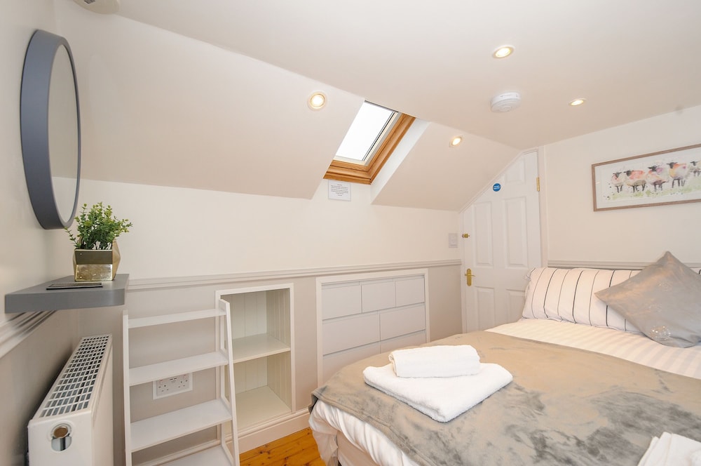 Curlew Lodge