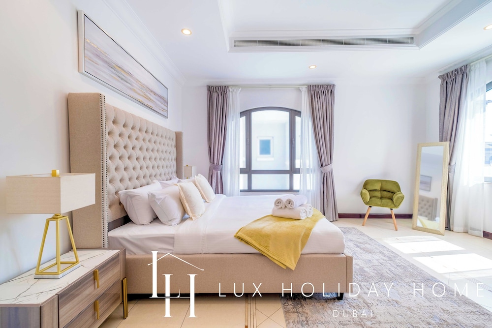LUX The Ultimate Island Palm Villa