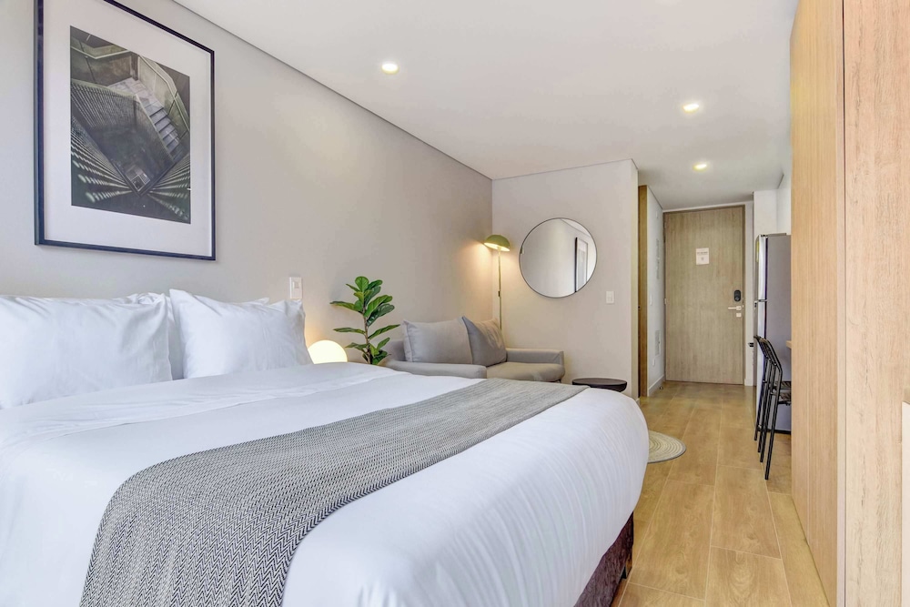 w Cozy Loft in the Heart of Bogot