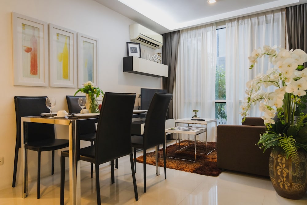 Beverly 33 Suites by PROMPT HOLIDAY HOME