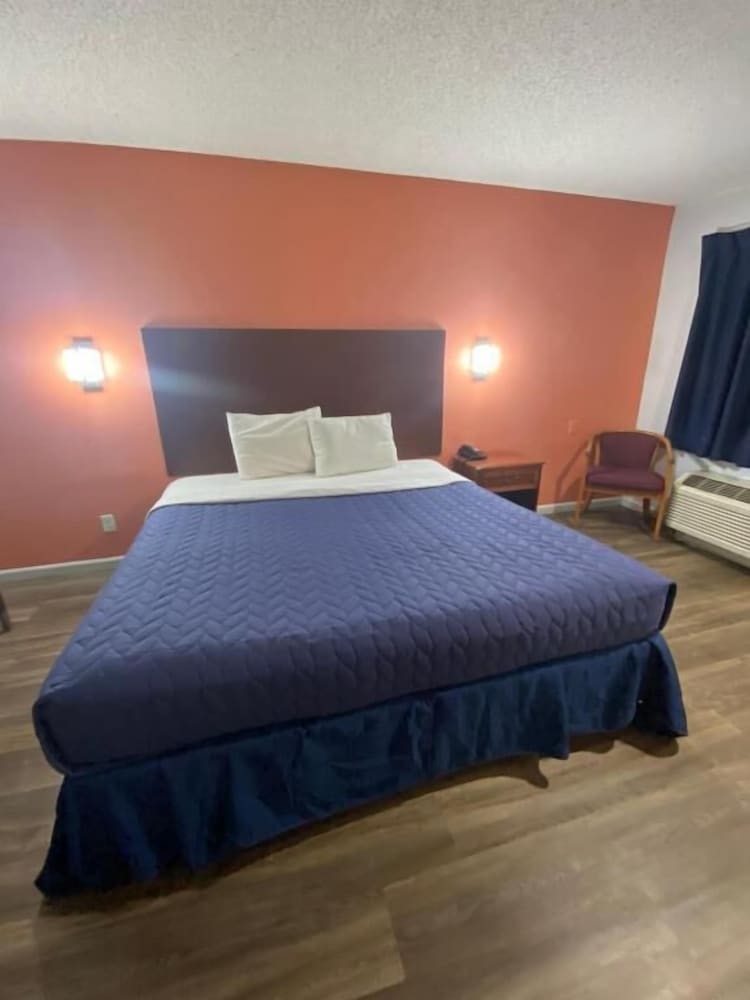 Hilltop Inn - Property Image 4