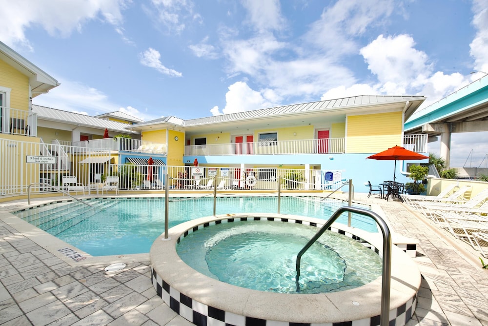 Harbour House 215