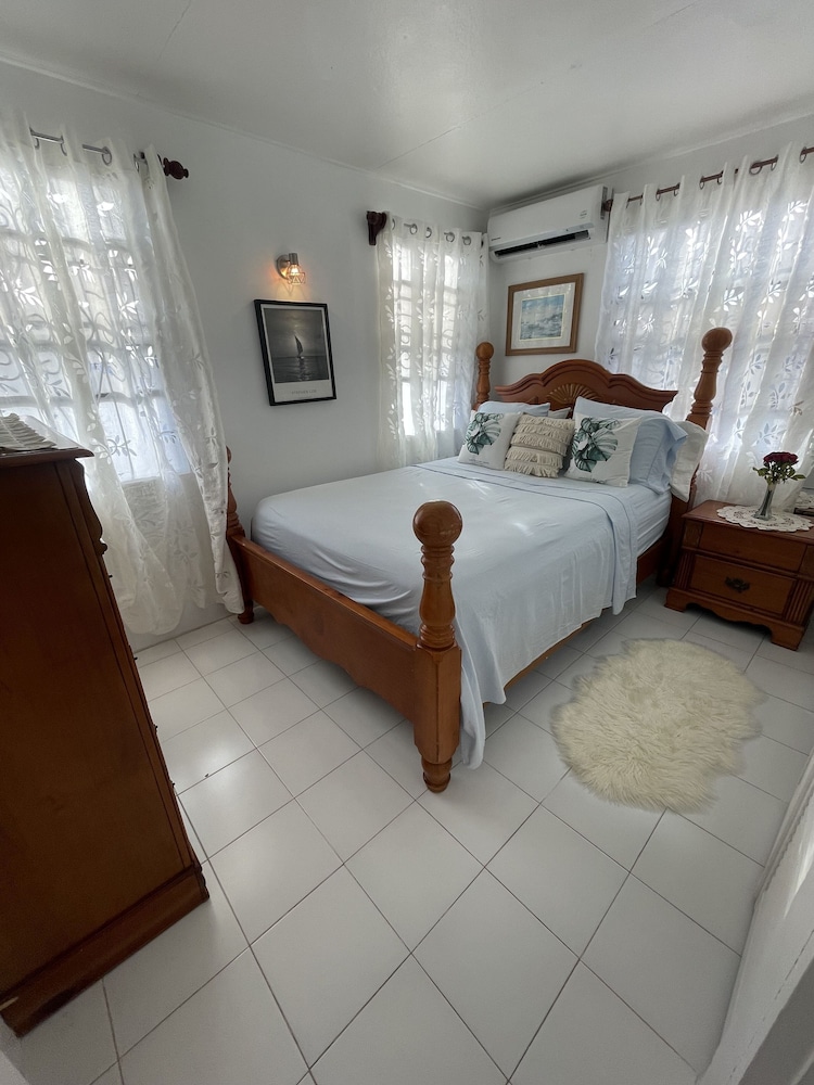 Searocks Beach Apartment view 3