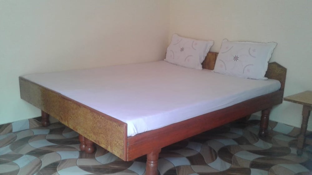 Hotel Vivek Palace and Restaurant