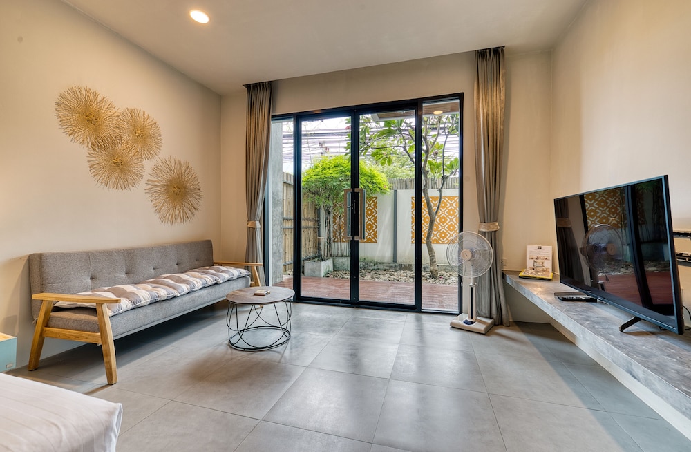 Baan Rawee Apartments