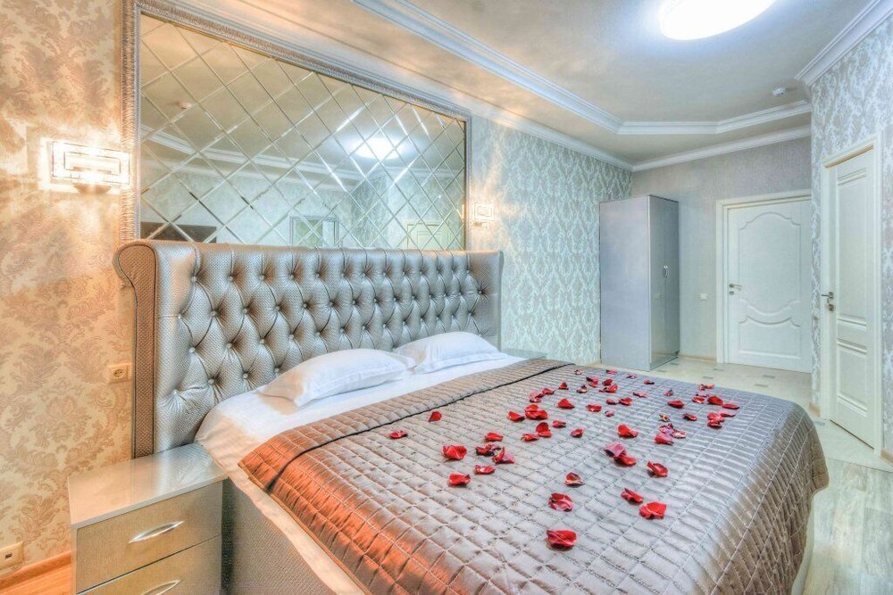 Kapriz Hotel