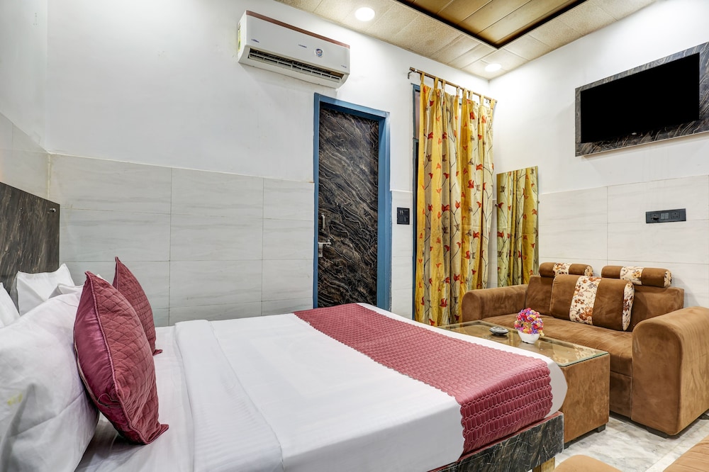 Hotel Revive By The Premium Villa