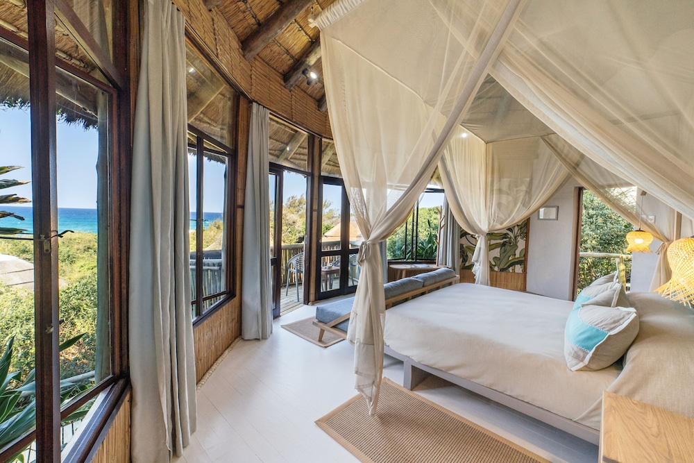 Thonga Beach Lodge view 3