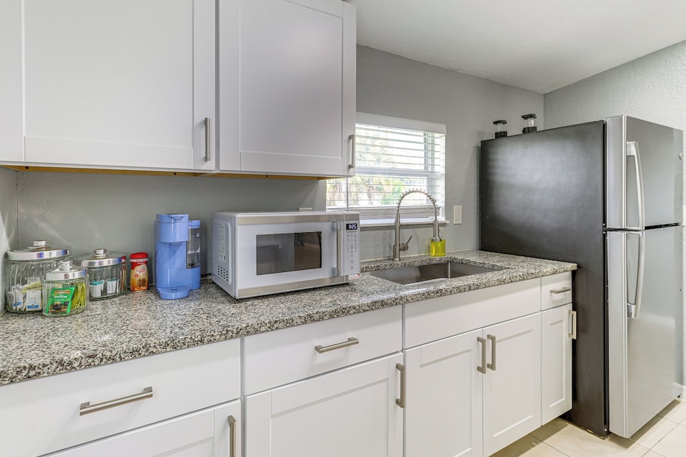 Within 10 Mi of Fort Pierce Beaches! Bright Duplex