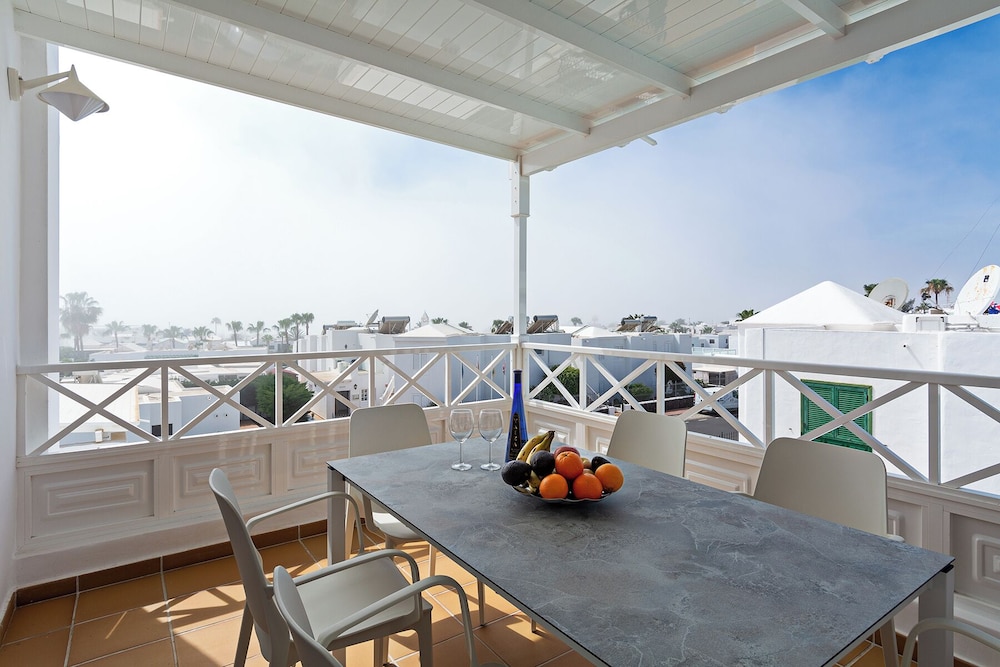 3 Bed Villa - Pool, Patio, Outdoor Dining Terrace