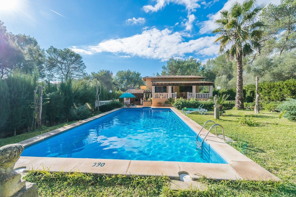 Els Pins - Villa With Private Pool In Crestatx