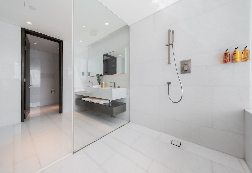 EDEN'S Homes & Villas - FIVE Residences