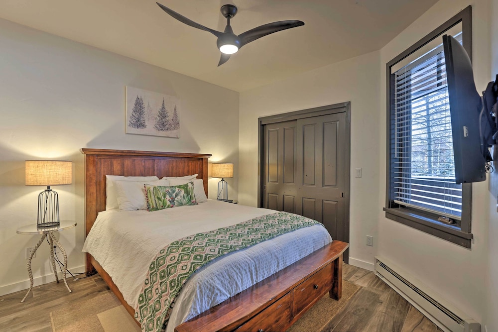Renovated Condo: Near Copper Mtn & Breck Resort! view 5
