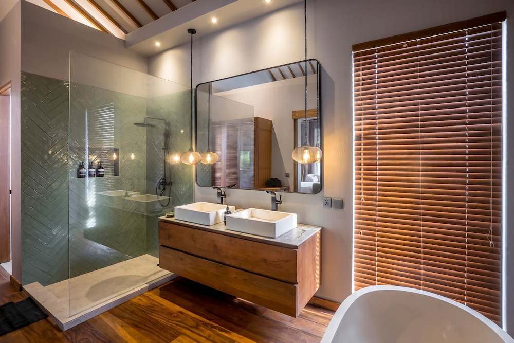 Villa Pereh by Alfred in Bali - Pererenan Paradise 2BD Luxury Townhouse w Pool