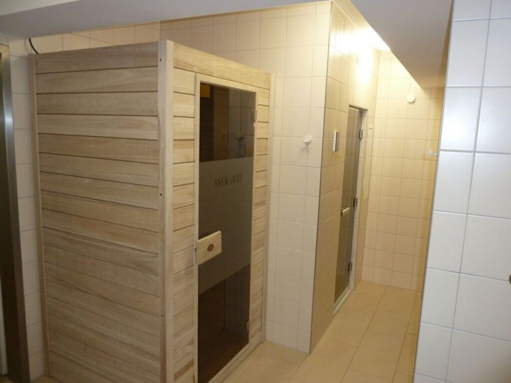 Hohe Lith 4.09 Modern Retreat