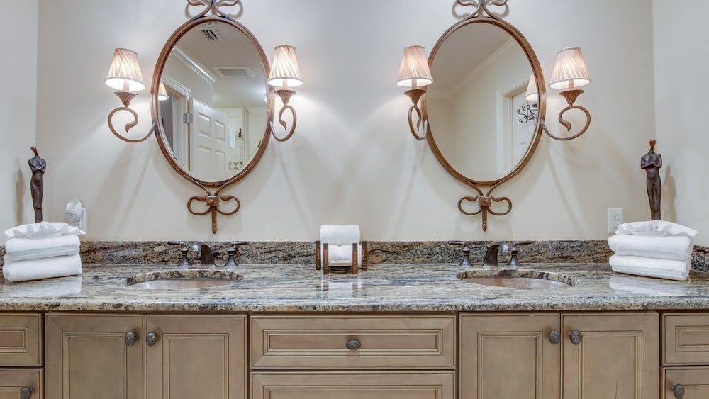 Phoenix West by Southern Vacation Rentals