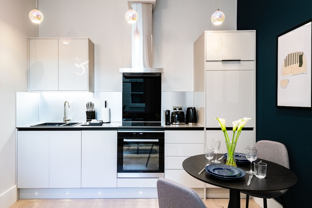 South Kensington Apartments