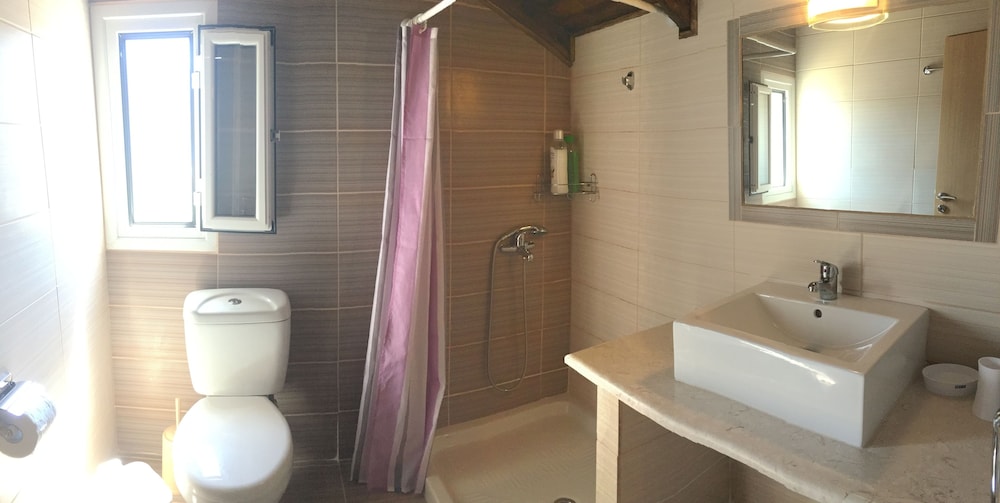 Daphne's Boutique Apartments
