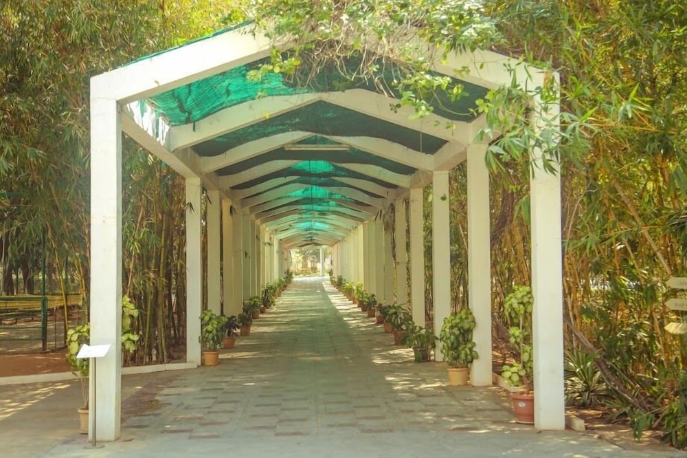 Lahari Resorts