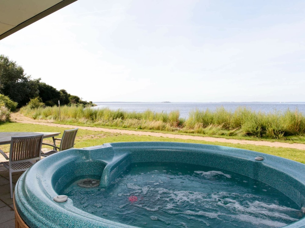 7 Person Holiday Home in Stege-by Traum view 2