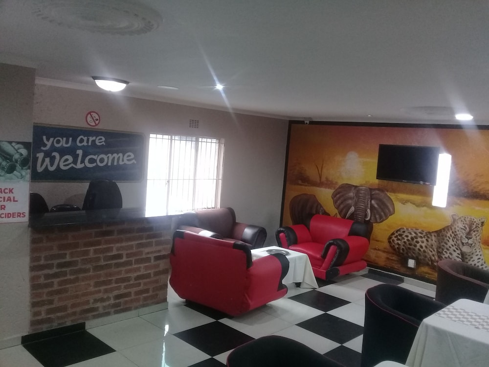 Miraton Eastgate Suites