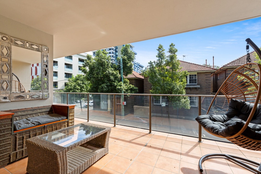 Stylish 1-bed in the Heart of Sydney's Inner West
