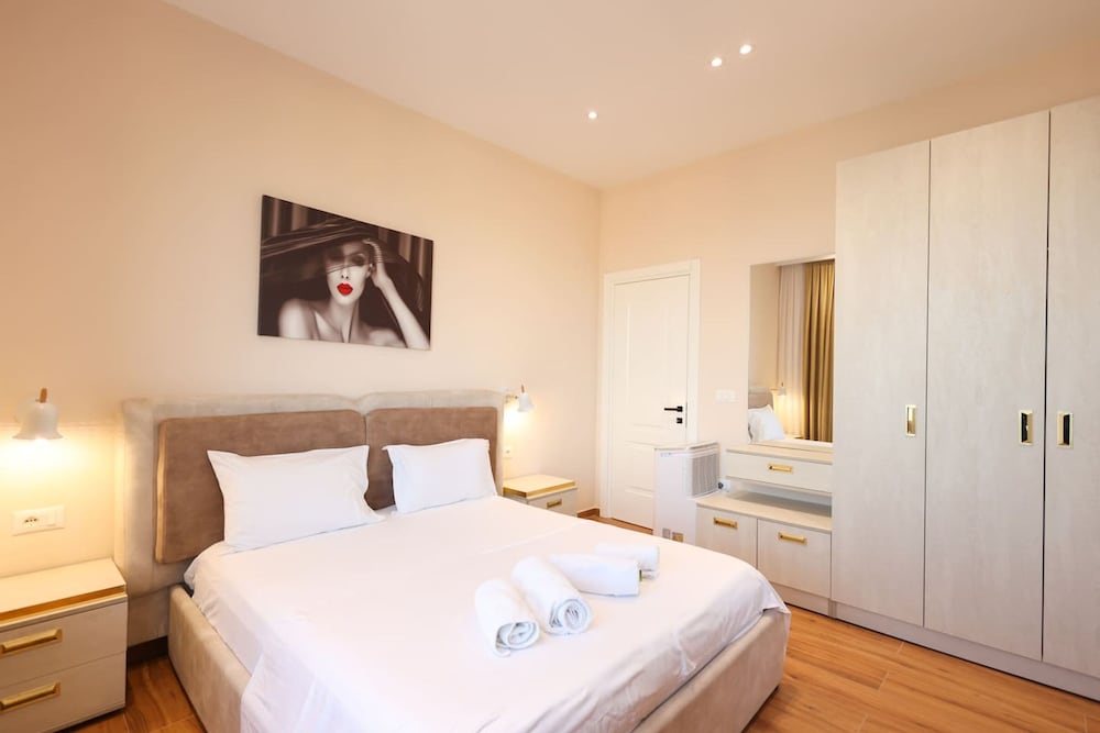 Grandstay Apartments 012