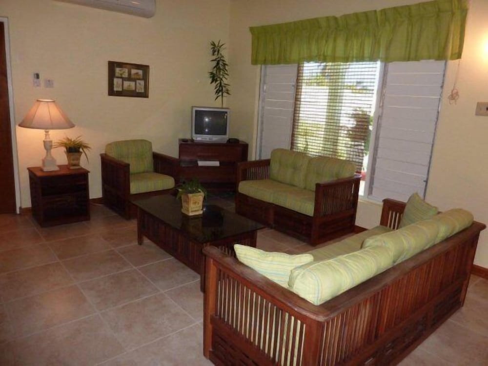 Miramar Villa