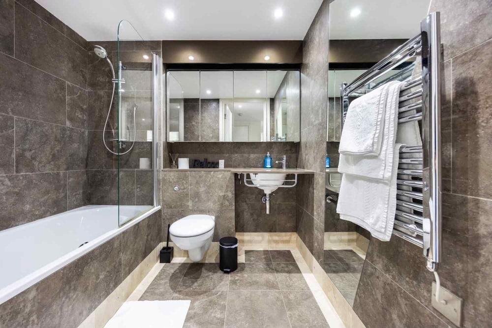 Austin David Apartments - Blue Cove